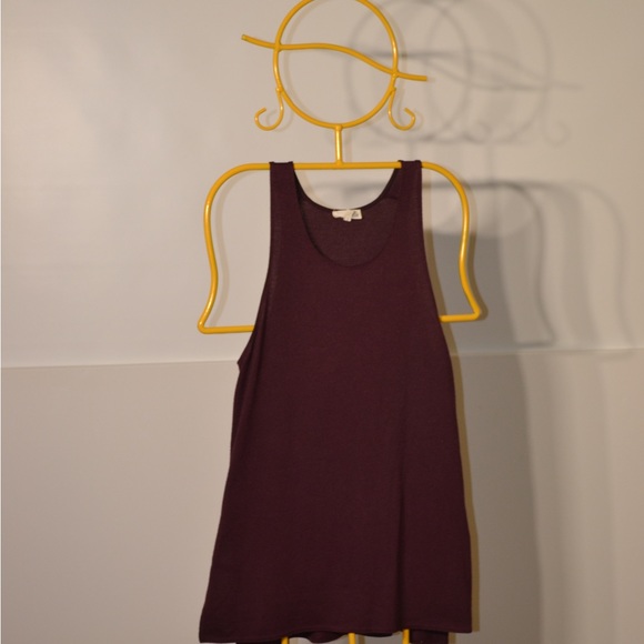 Wilfred Free casual sleeveless top. Great for layering or on its own. - Picture 4 of 9